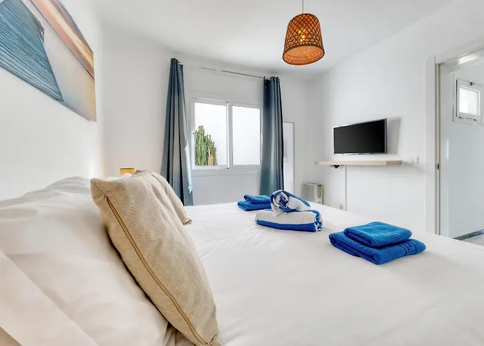 Apartman Helios - 500m To The By Lanzarote