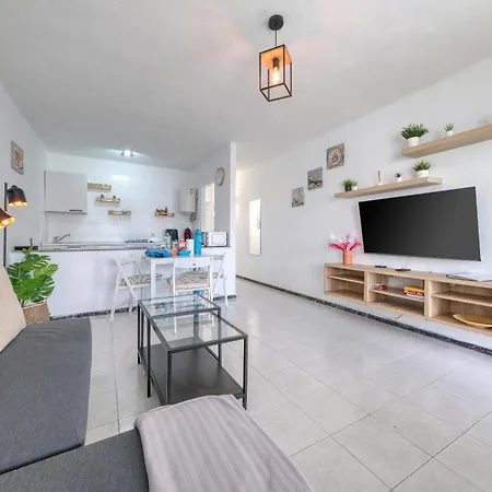 Helios - 500m To The By Lanzarote * Πουέρτο Ντελ Κάρμεν