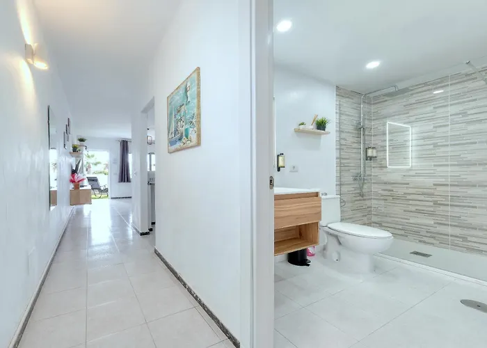 Helios - 500m To The By Lanzarote *