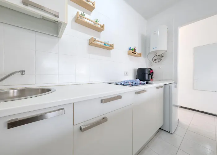 Helios - 500m To The By Lanzarote Apartamento